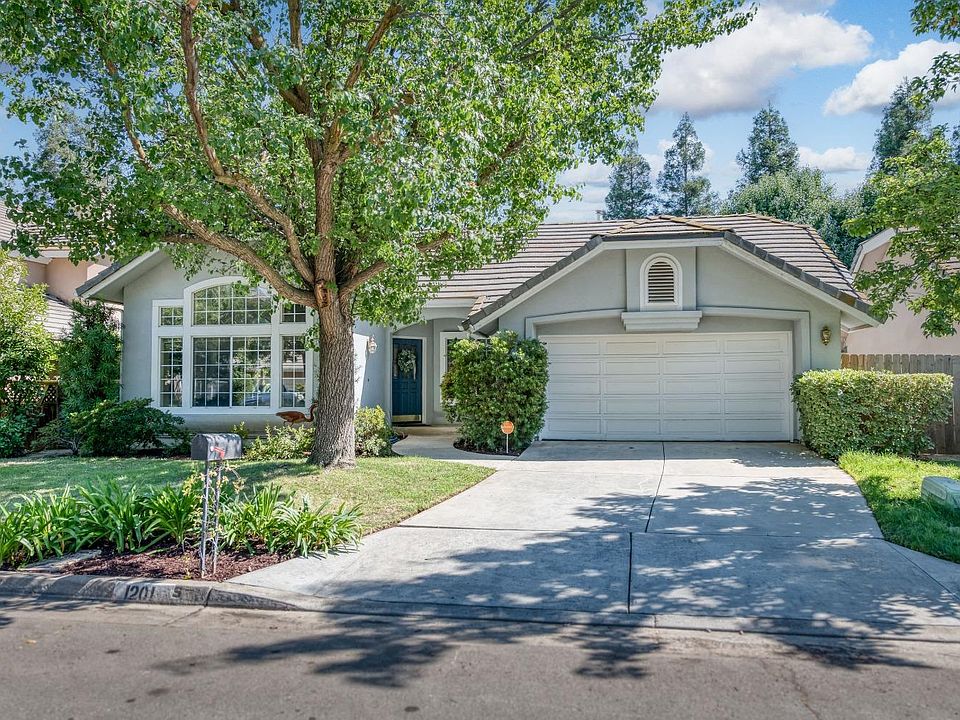 1201 E La France Dr, Fresno, CA 93720 Zillow