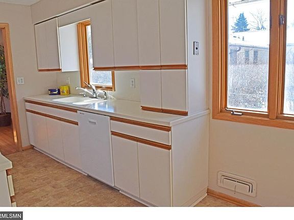3rd image of 4601 Woodbine Ln N