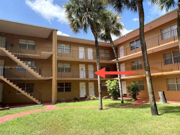 1280 W 54th St APT 218B, Hialeah, FL 33012