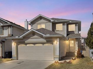 205 S Scotia Point NW, Calgary, AB T3L2B1