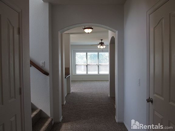 3rd image of 1108 Rosemont Dr