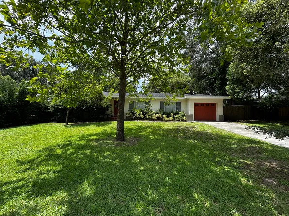 1305 Alma St, Lakeland, FL 33803