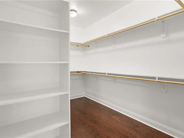 400 Walter Ln — Photo 13