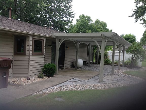 5th image of 6089 S Derby Dr