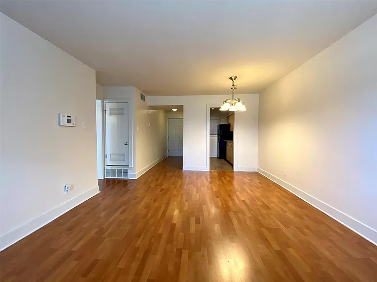 3815 Guadalupe St #207 — Photo 6