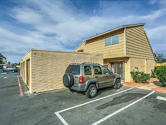 2nd image of 5218 Garden Ln APT A