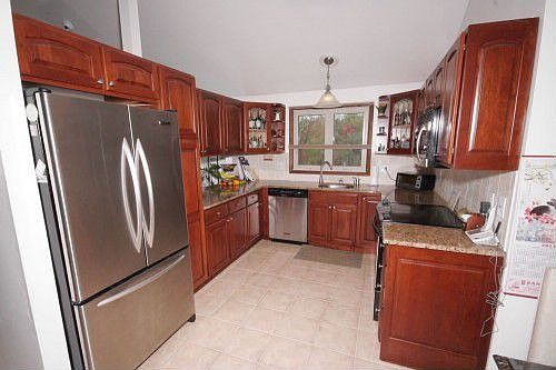 2nd image of 18 Embassy Cir