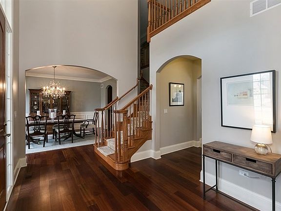 2nd image of 25023 Old Oak Ln