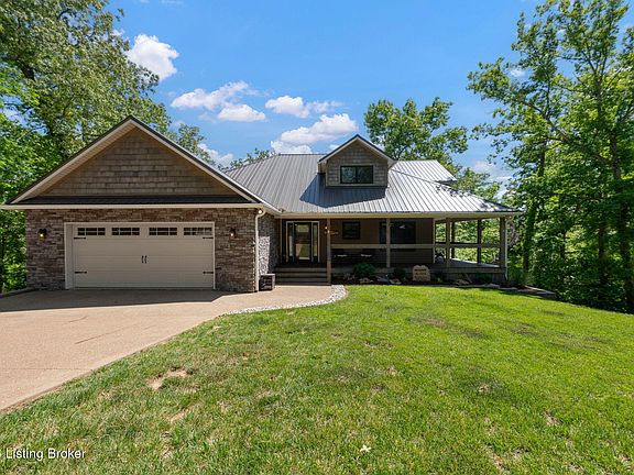 3rd image of 188 Moutardier Bay Ct