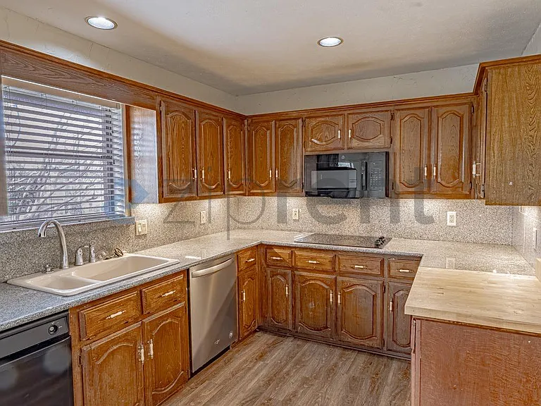10 Cypress Ct — Photo 7
