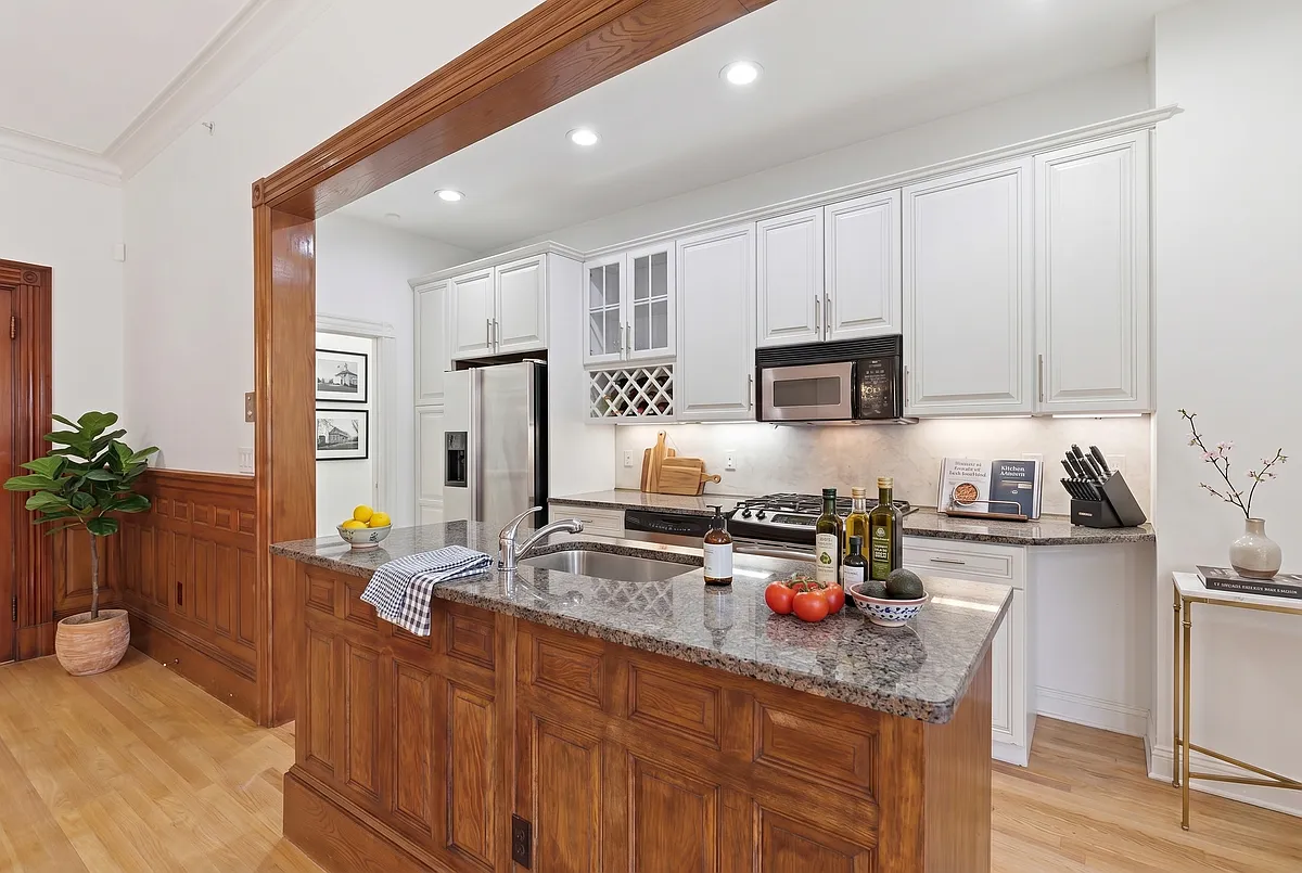 Building Photo - 397 Marlborough St #2