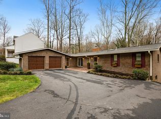 7409 Calamo St, Springfield, VA 22150