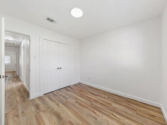 2nd image of 2718 Quiver Ln