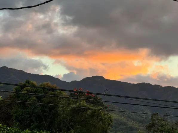 (undisclosed Address), Waialua, HI 96791