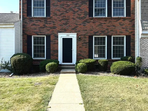 195 Carriage Hl, Macomb, IL 61455