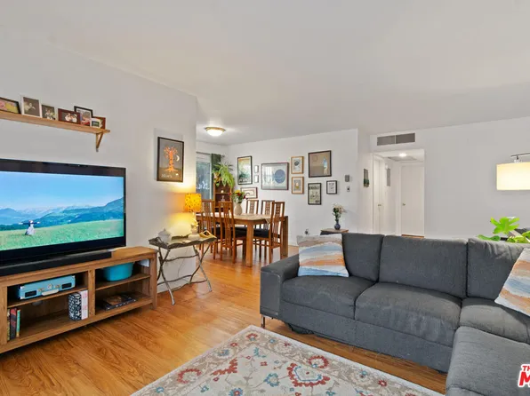 358 S Gramercy Pl APT 105, Los Angeles, CA 90020