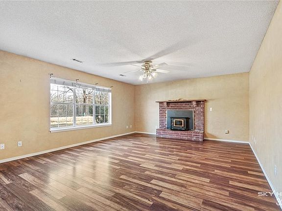 5th image of 13975 Dogwood Dr #2161