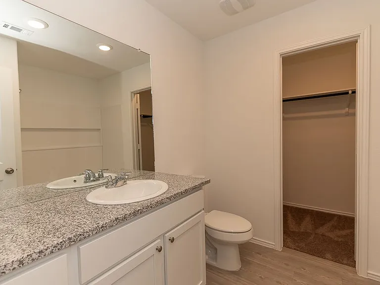 14010 Wool Park — Photo 6