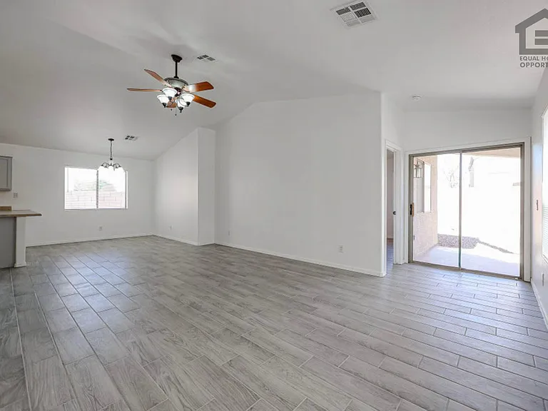 23928 W Desert Bloom St — Photo 9