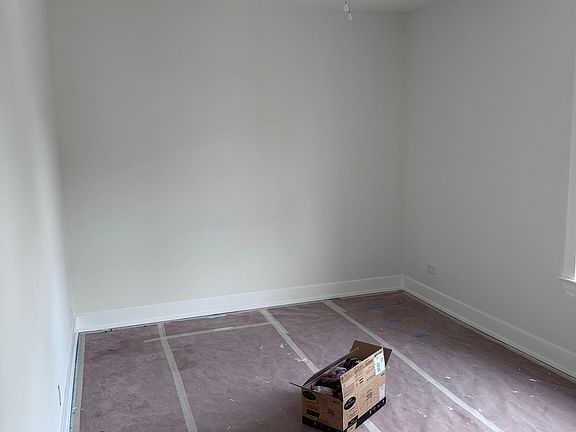 5th image of 4313 W Wilson Ave #2