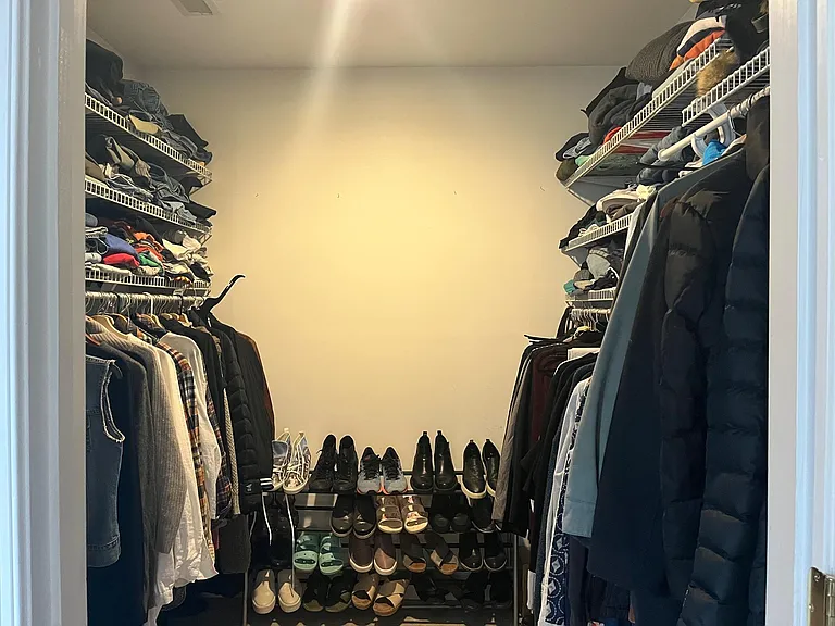 Walk-in closet