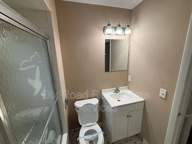 1581 Madison Ave — Photo 18