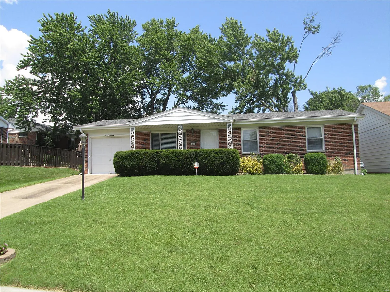519 Lind Rd photo 1