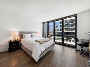 637 N Wells Cook County Chicago Illinois #ID1039608P, Chicago, IL 60654