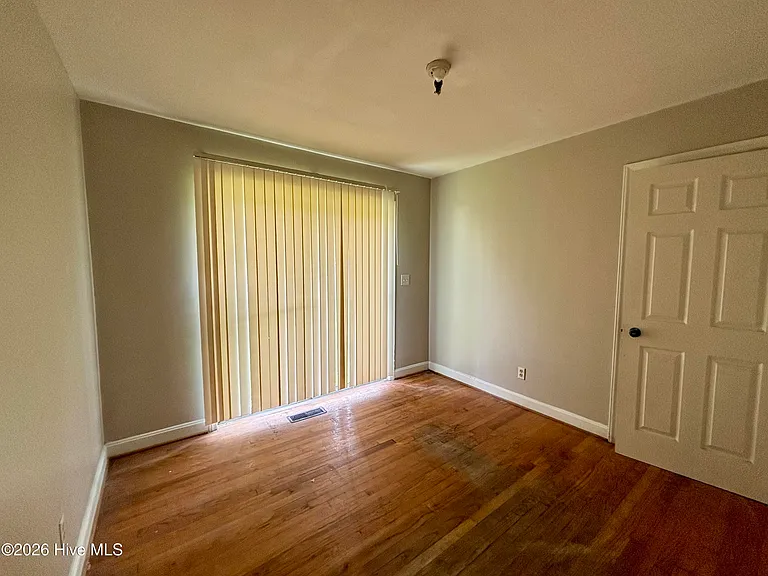 2020 Garr Dr — Photo 4