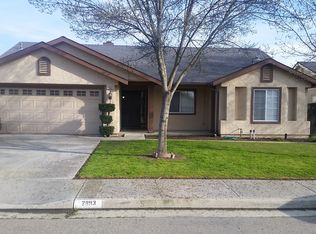 2893 Pine St, Hanford, CA 93230