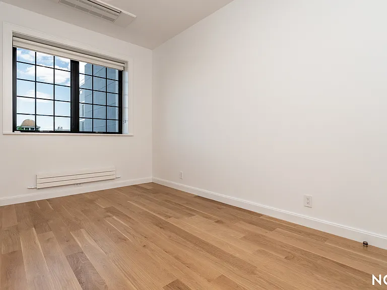 166 Eckford St #3 — Photo 6