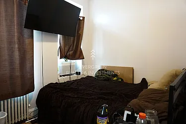 Rented by Evergreen Realty & Investments