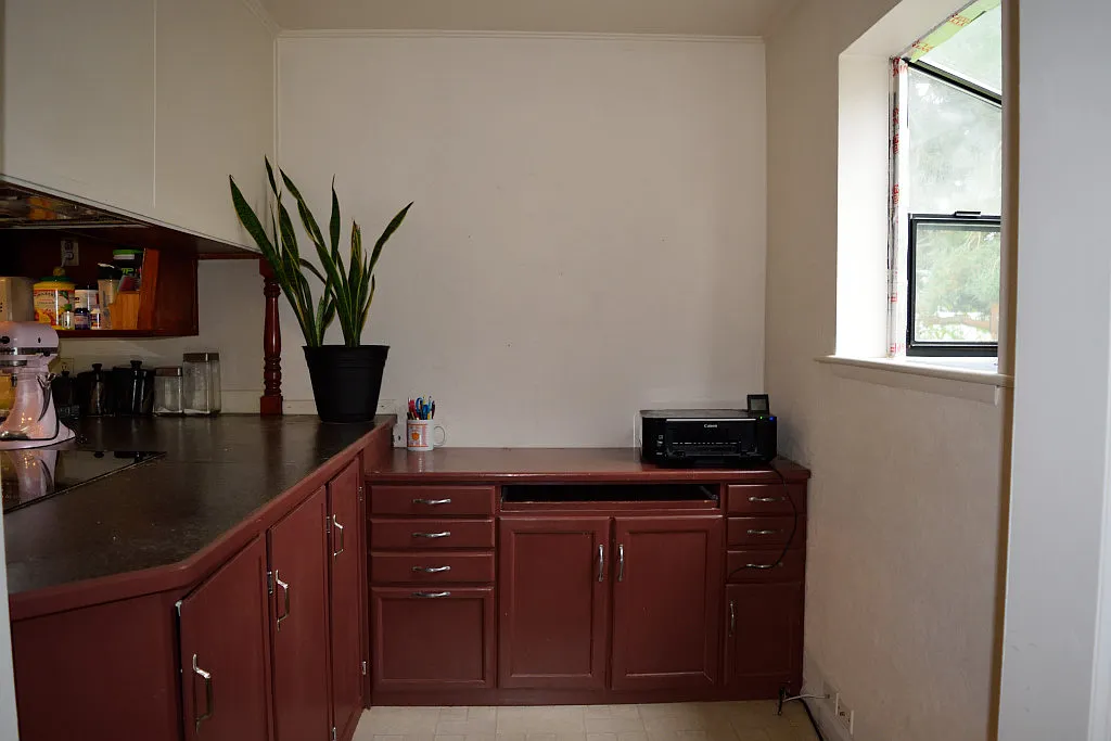 20 G St SE photo 1