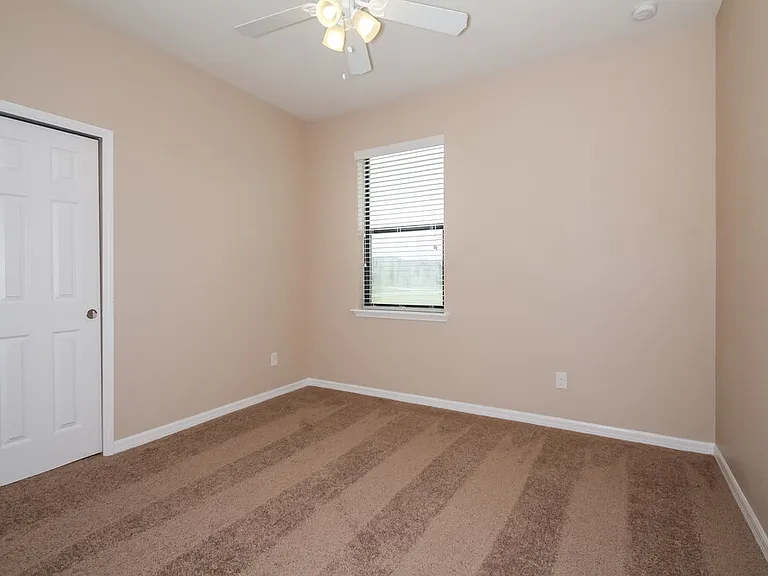 10716 55th Ct E — Photo 10