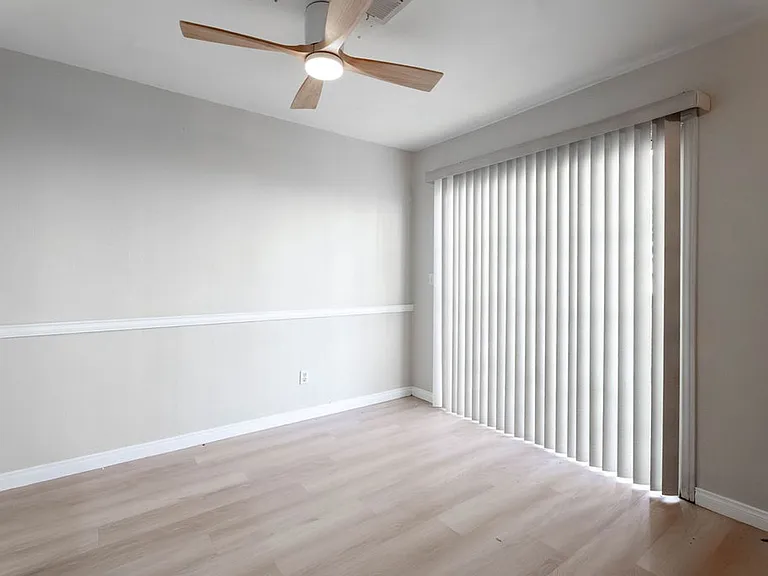 8217 Diamond Star Ct — Photo 4