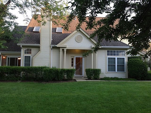 1st image of 151 Stirling Ln