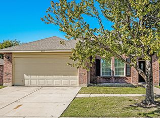 16737 Woodside Dr, Justin, TX 76247
