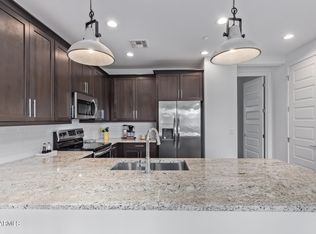 9903 E Wavelength Ave, Mesa, AZ 85212