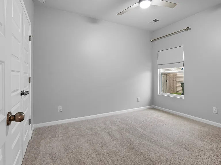 301 Firewheel Ct — Photo 16