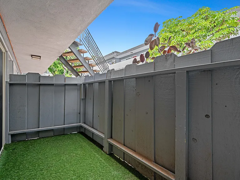 2021 California Ave #2 — Photo 20
