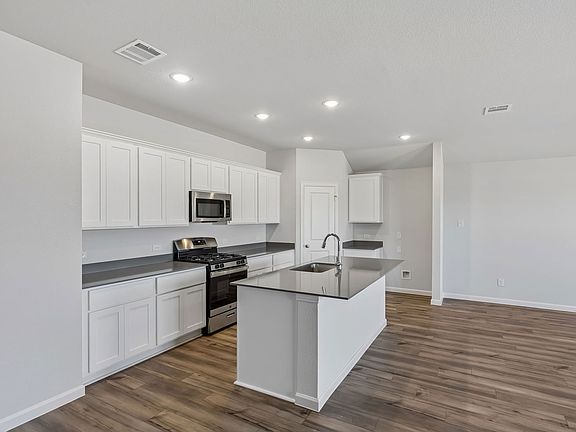 4th image of 3745 Prairie Chapel Rd