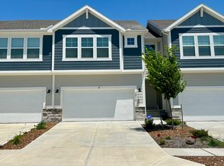 2014 SW Holdbrooks Dr, Lees Summit, MO 64082