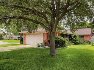 13703 Grosvenor St, Houston, TX 77034