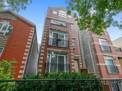 2838 N Damen Ave #3, Chicago, IL, 60618