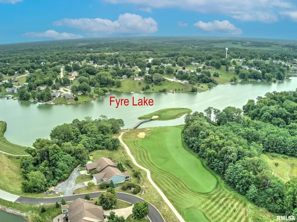 1016 Fairway Ln, Sherrard, IL 61281