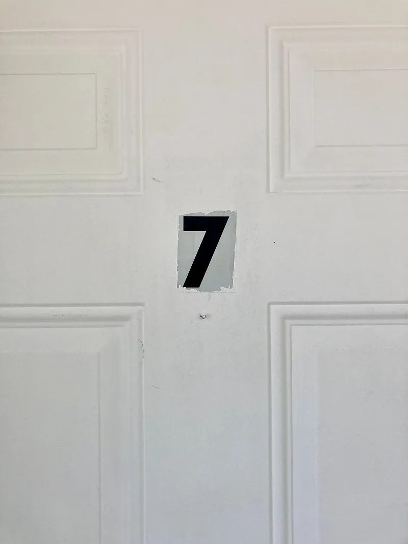 101 W Taylor St — Photo 2
