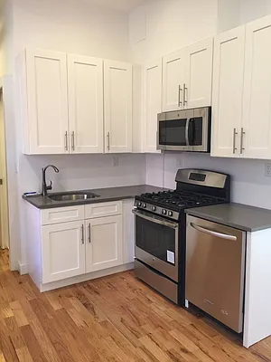 Rented by Picture Realty Inc. | media 26