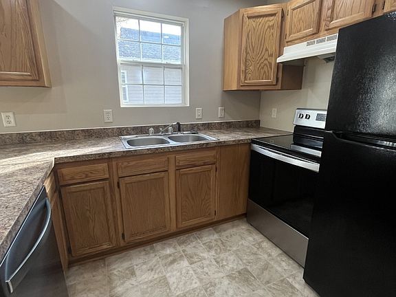 4th image of 1013 N 7th St #B