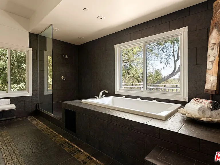 7770 Firenze Ave — Photo 18