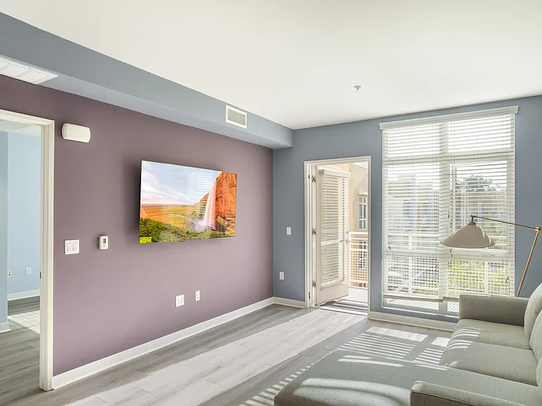 21301 Erwin St #526 — Photo 19